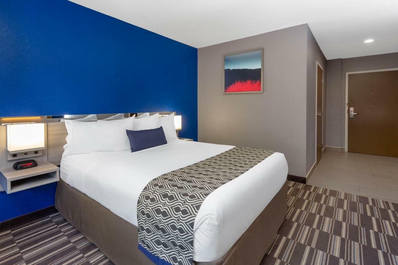 Microtel Inn & Suites By Wyndham Bethel/Danbury Luaran gambar